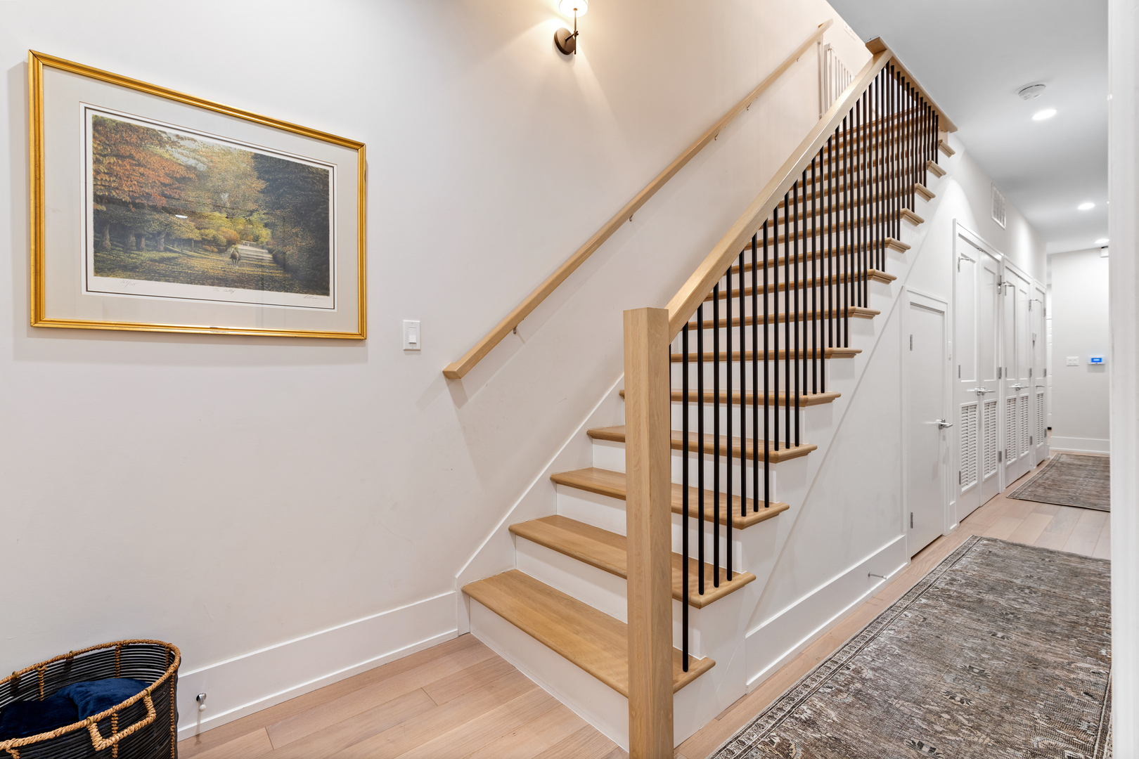 2112 W Haddon Avenue Unit: 1