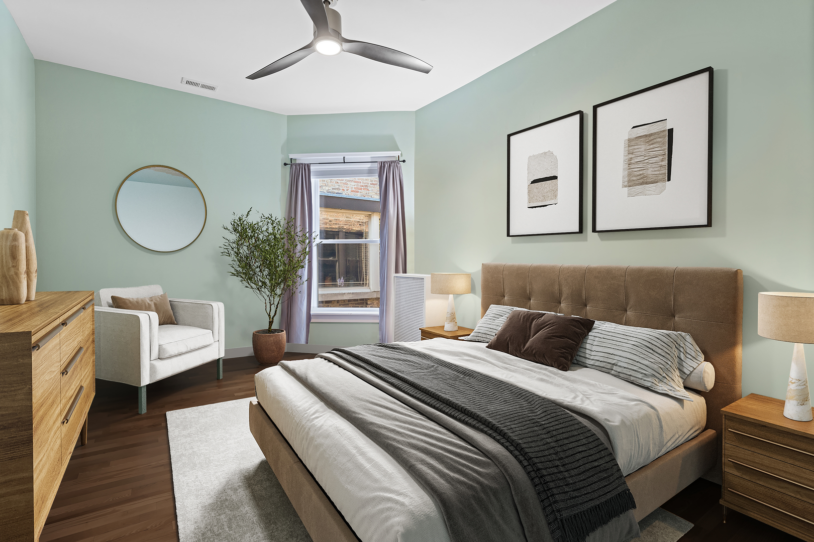 922 W Carmen Avenue Unit: 3W