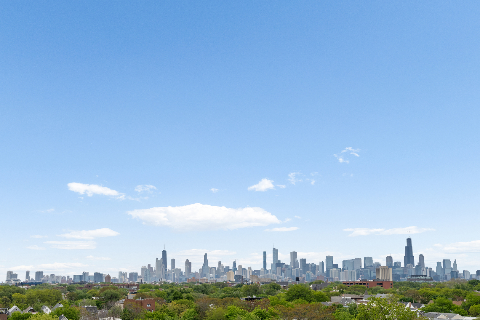 1820 N SPAULDING Avenue Unit: 208