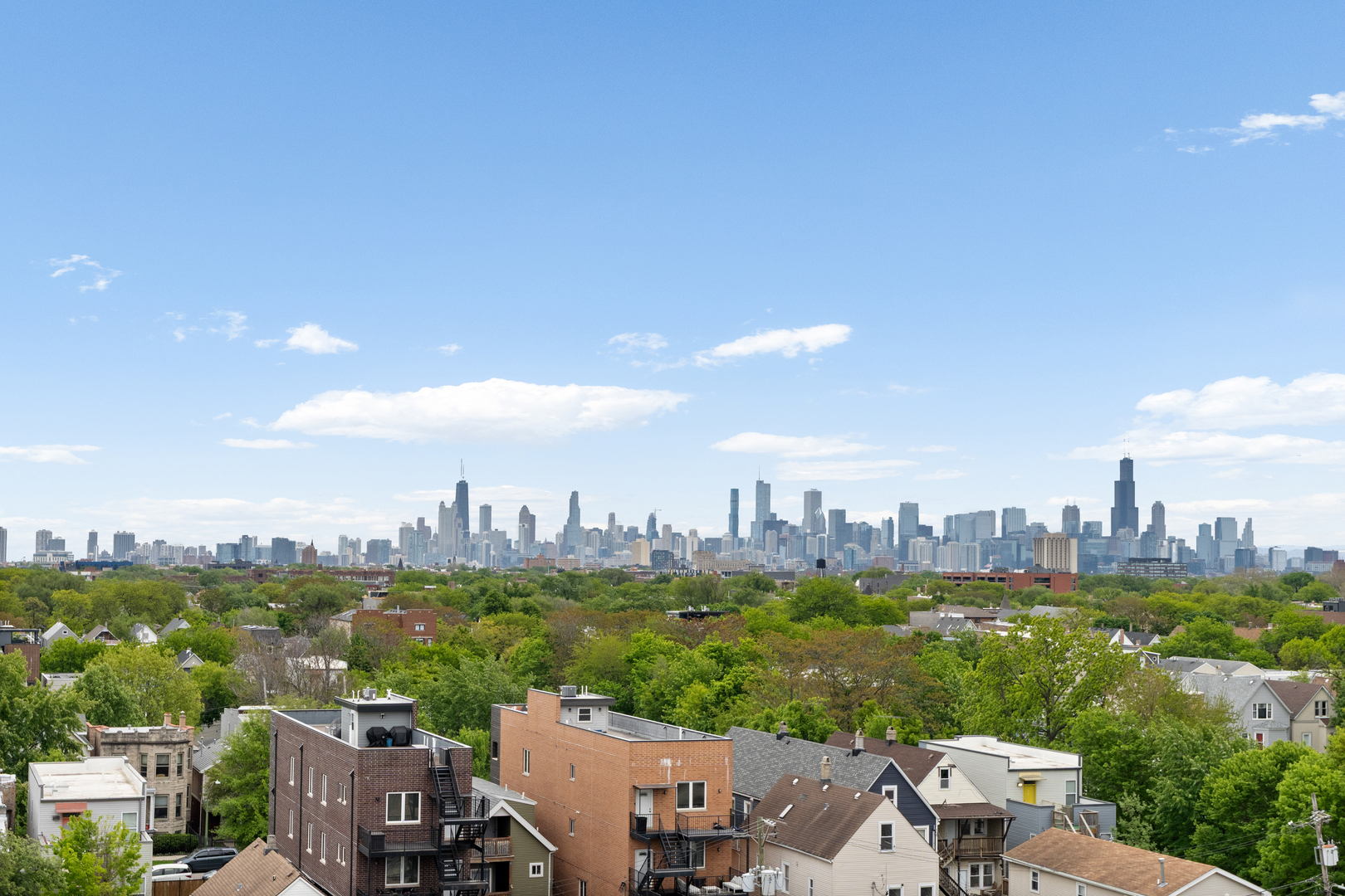 1820 N SPAULDING Avenue Unit: 208