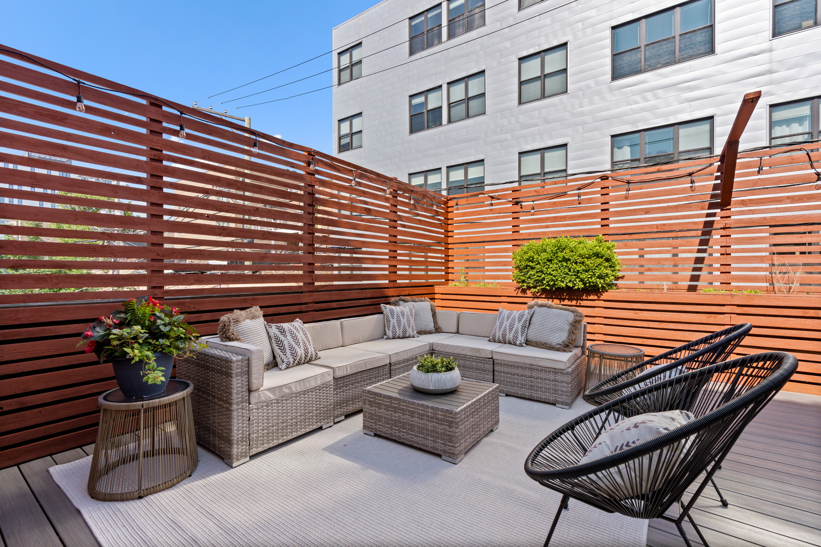 1061 N Marshfield Avenue Unit: 1