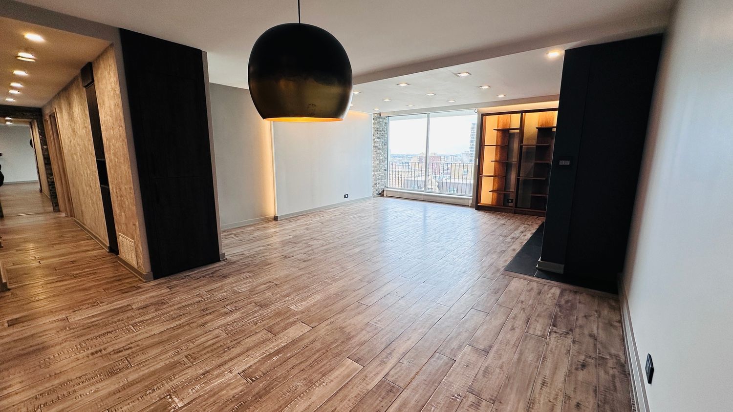 6033 N Sheridan Road Unit: 20H