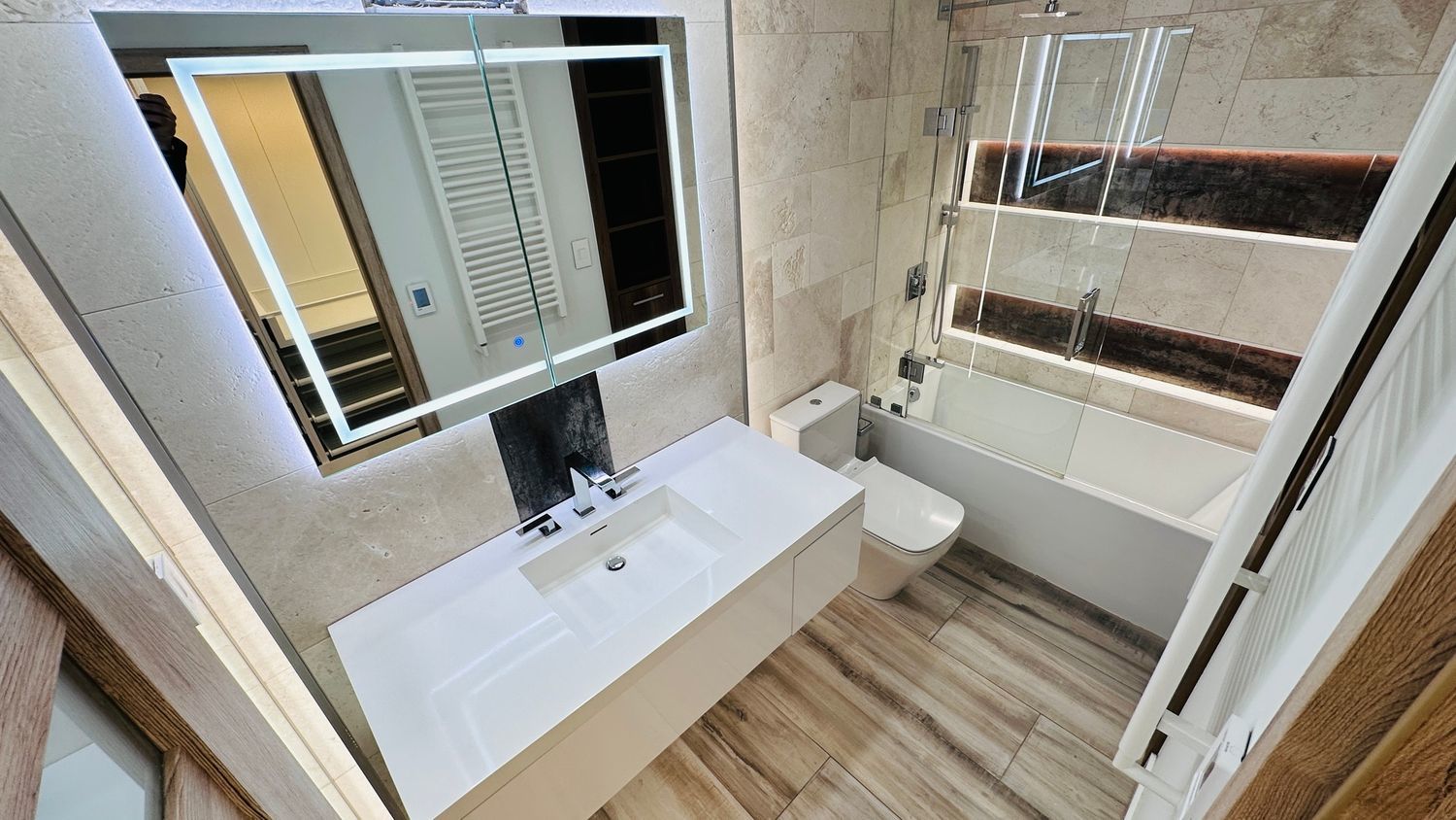 6033 N Sheridan Road Unit: 20H