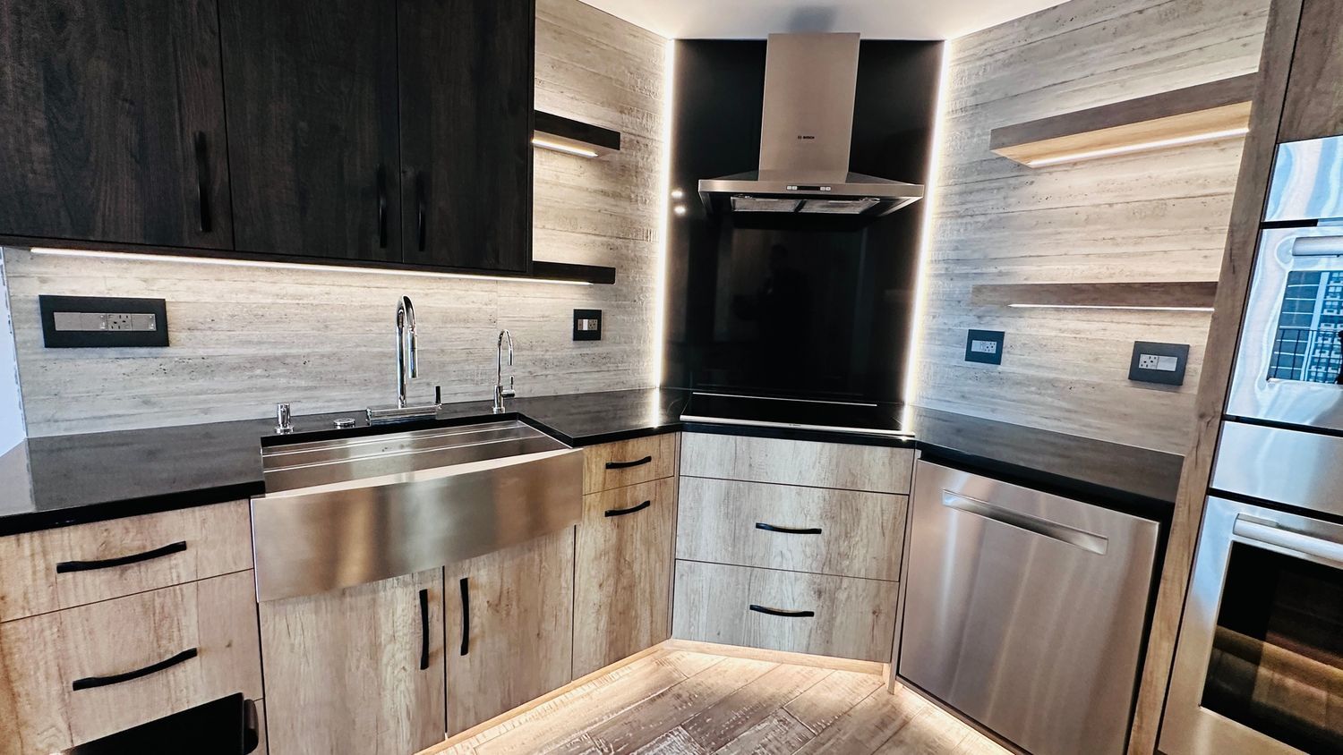 6033 N Sheridan Road Unit: 20H