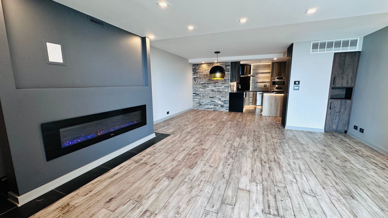 6033 N Sheridan Road Unit: 20H