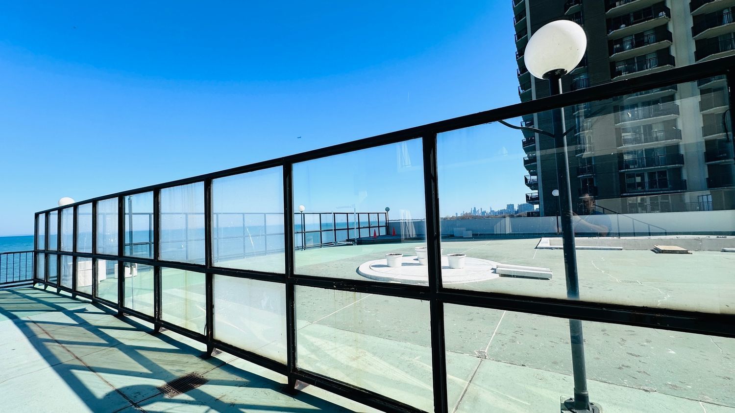 6033 N Sheridan Road Unit: 20H