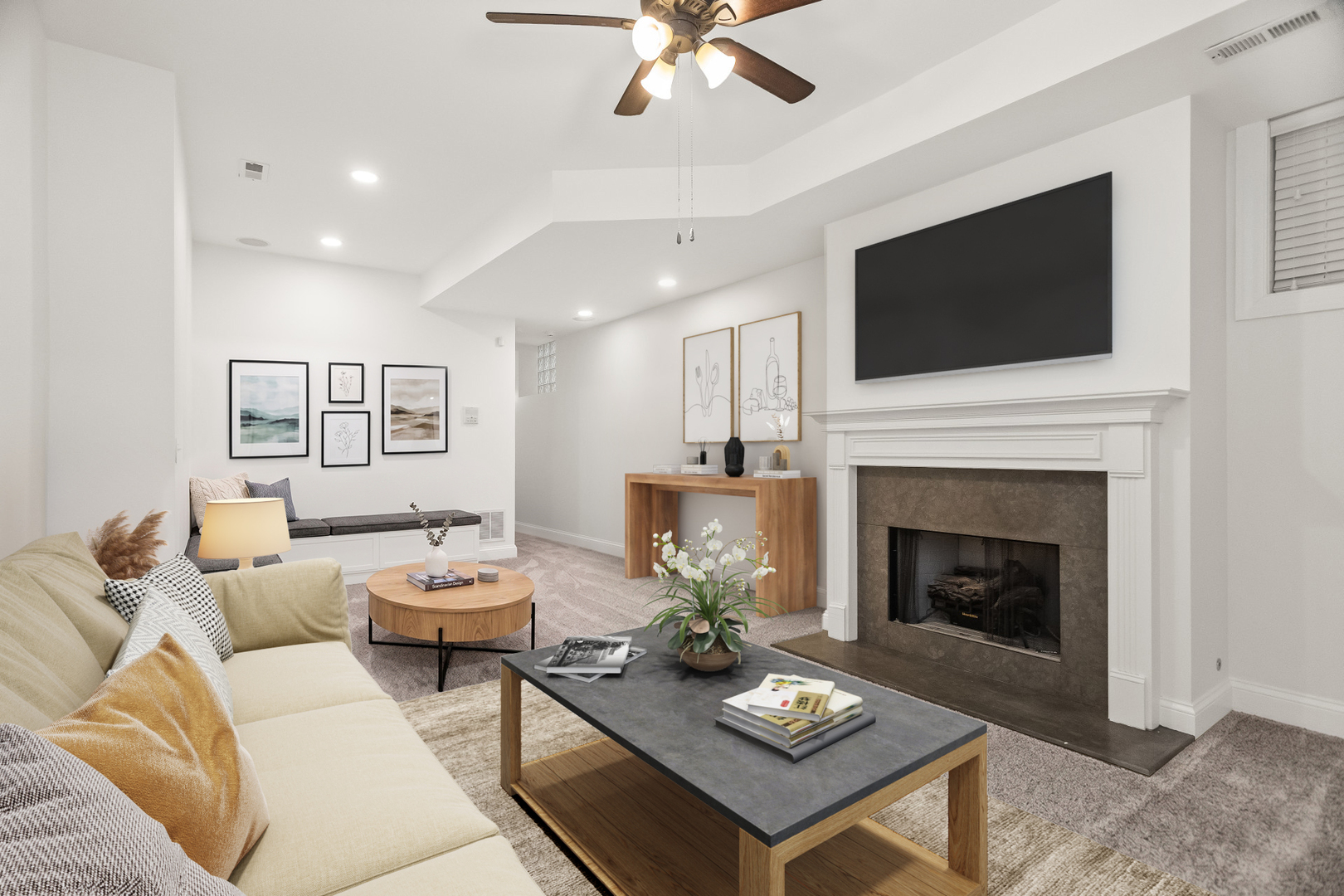 3928 N GREENVIEW Avenue Unit: 1