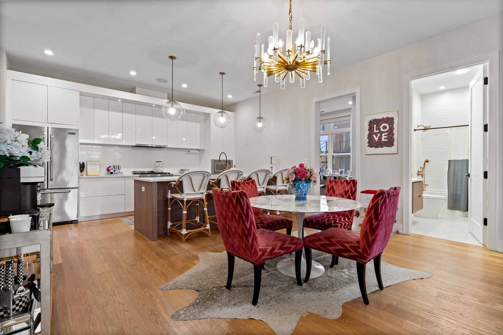 1938 W Augusta Boulevard Unit: 304