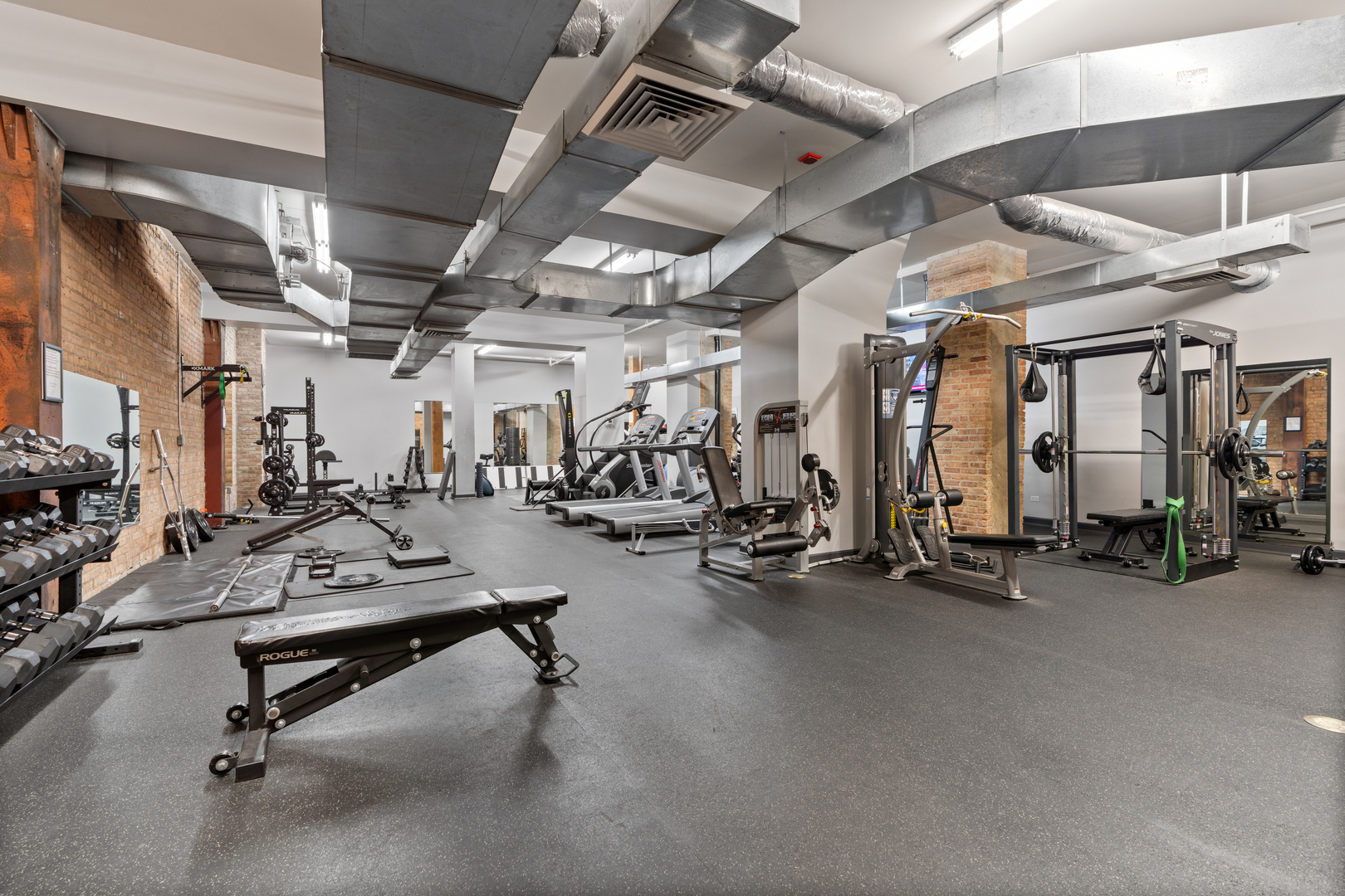 520 W Huron Street Unit: 620