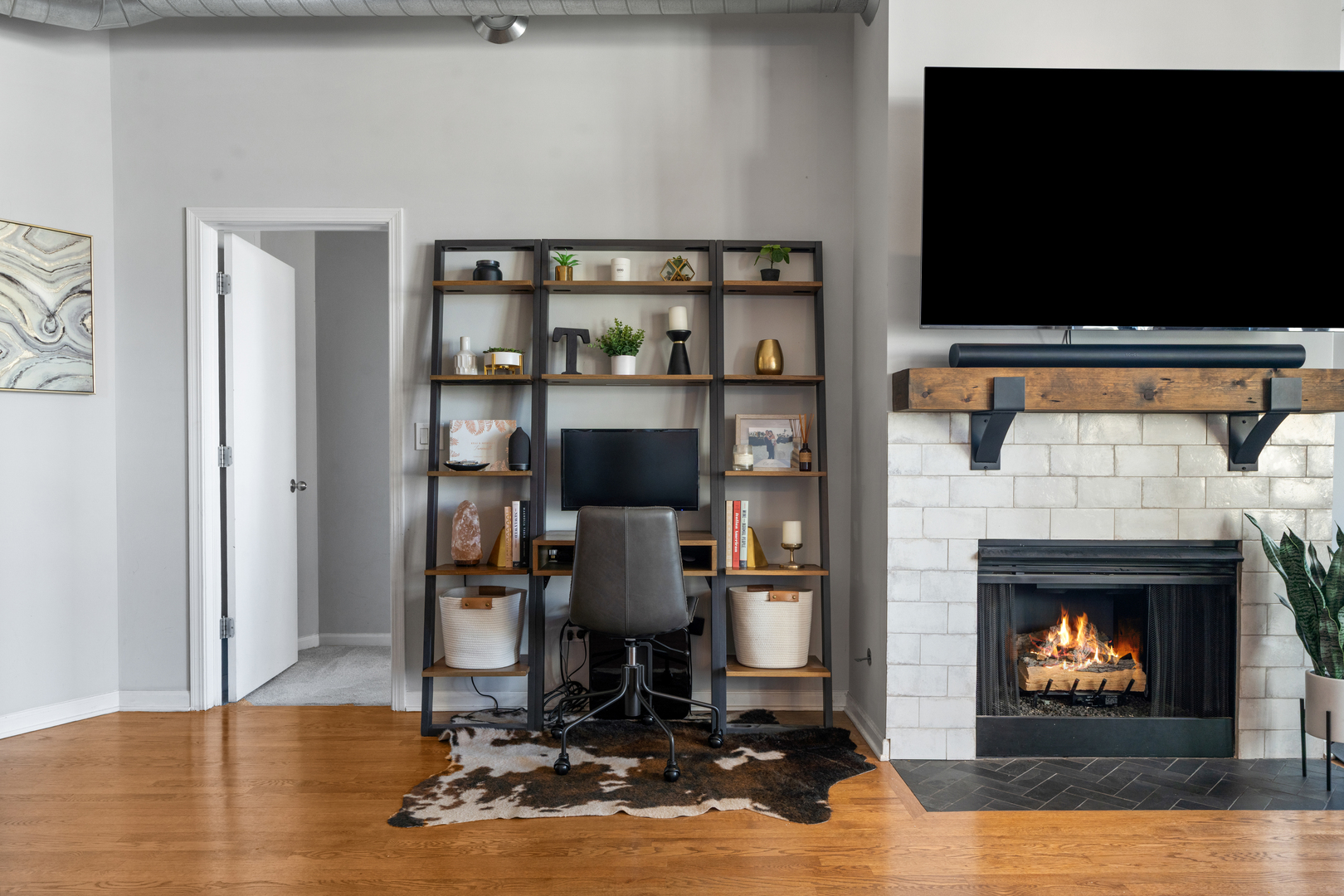 520 W Huron Street Unit: 620
