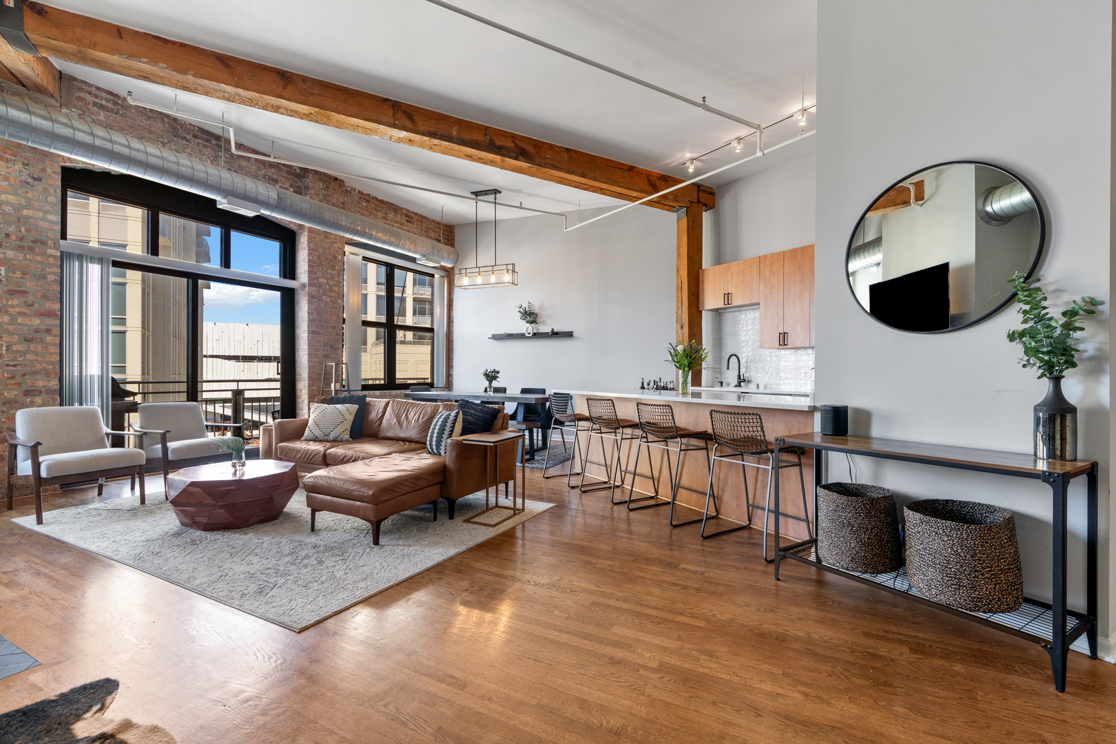 520 W Huron Street Unit: 620