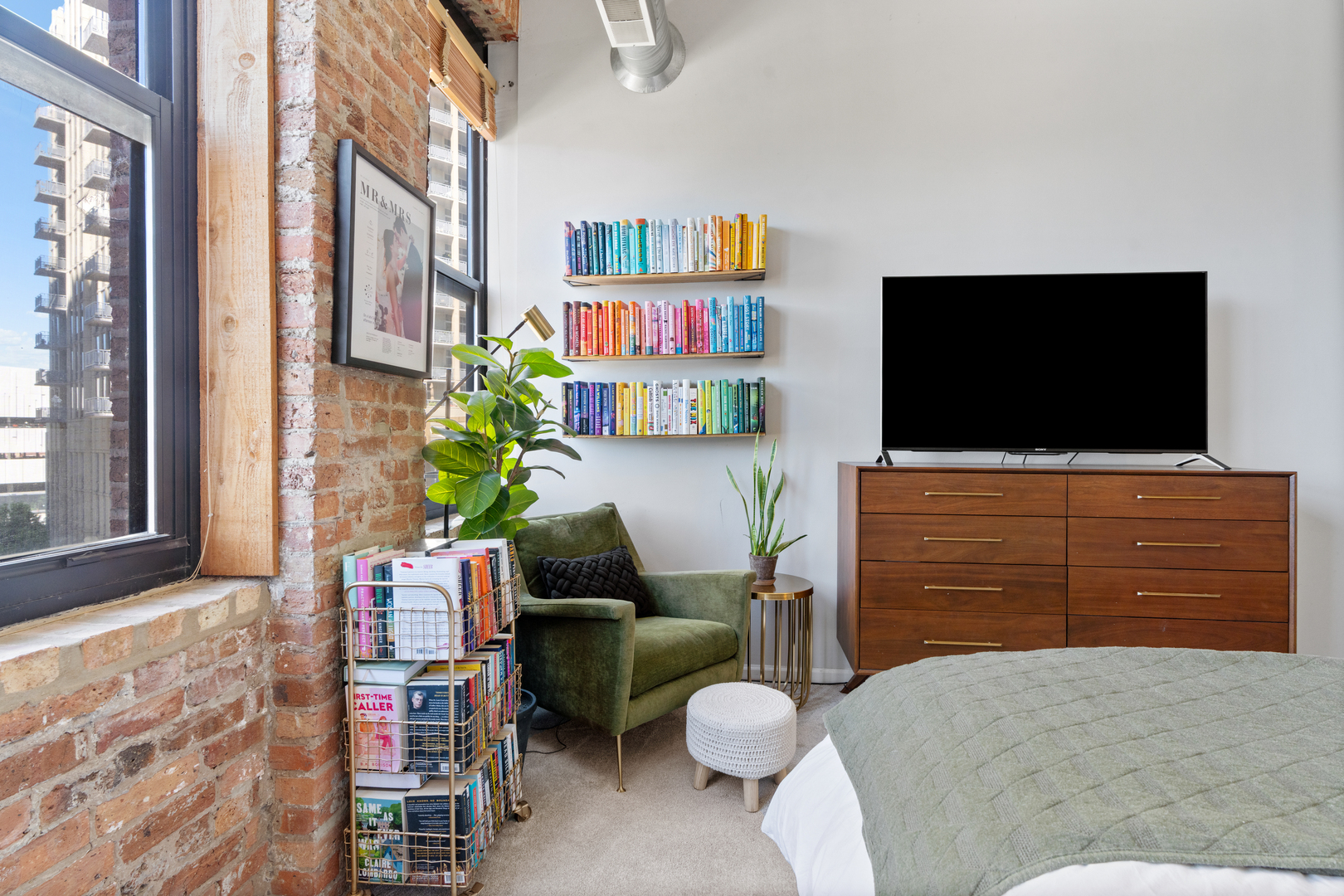 520 W Huron Street Unit: 620