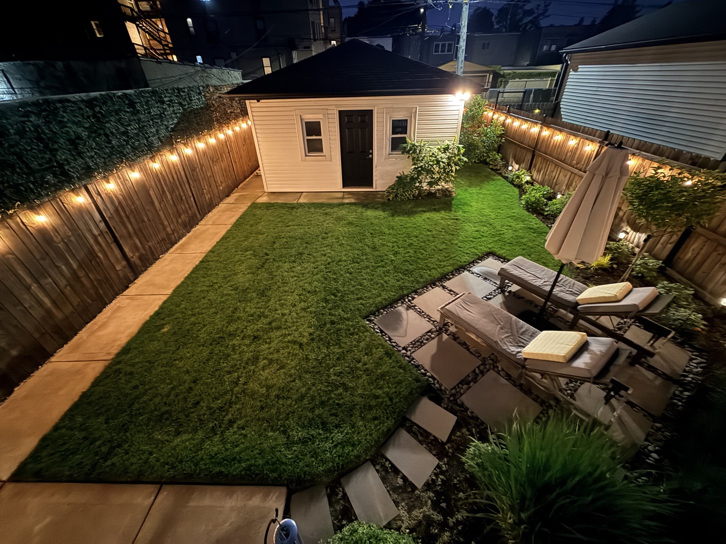 3111 W Leland Avenue