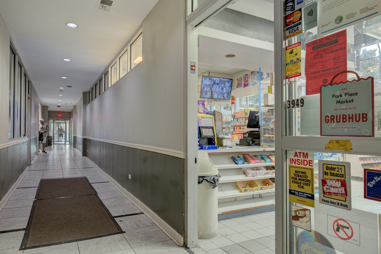 655 W Irving Park Road Unit: 1502