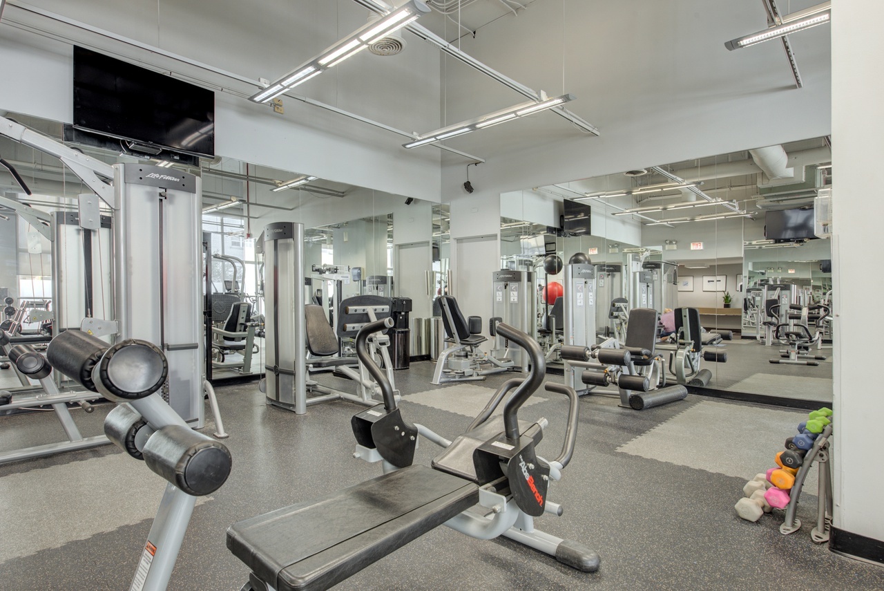 655 W Irving Park Road Unit: 1502