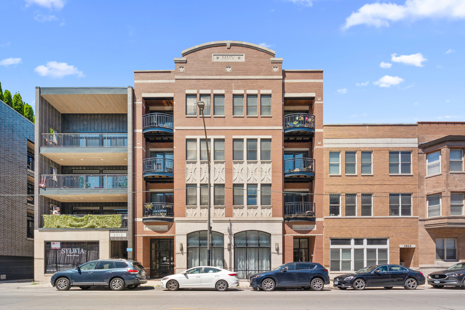 2516 N HALSTED Street Unit: 4N