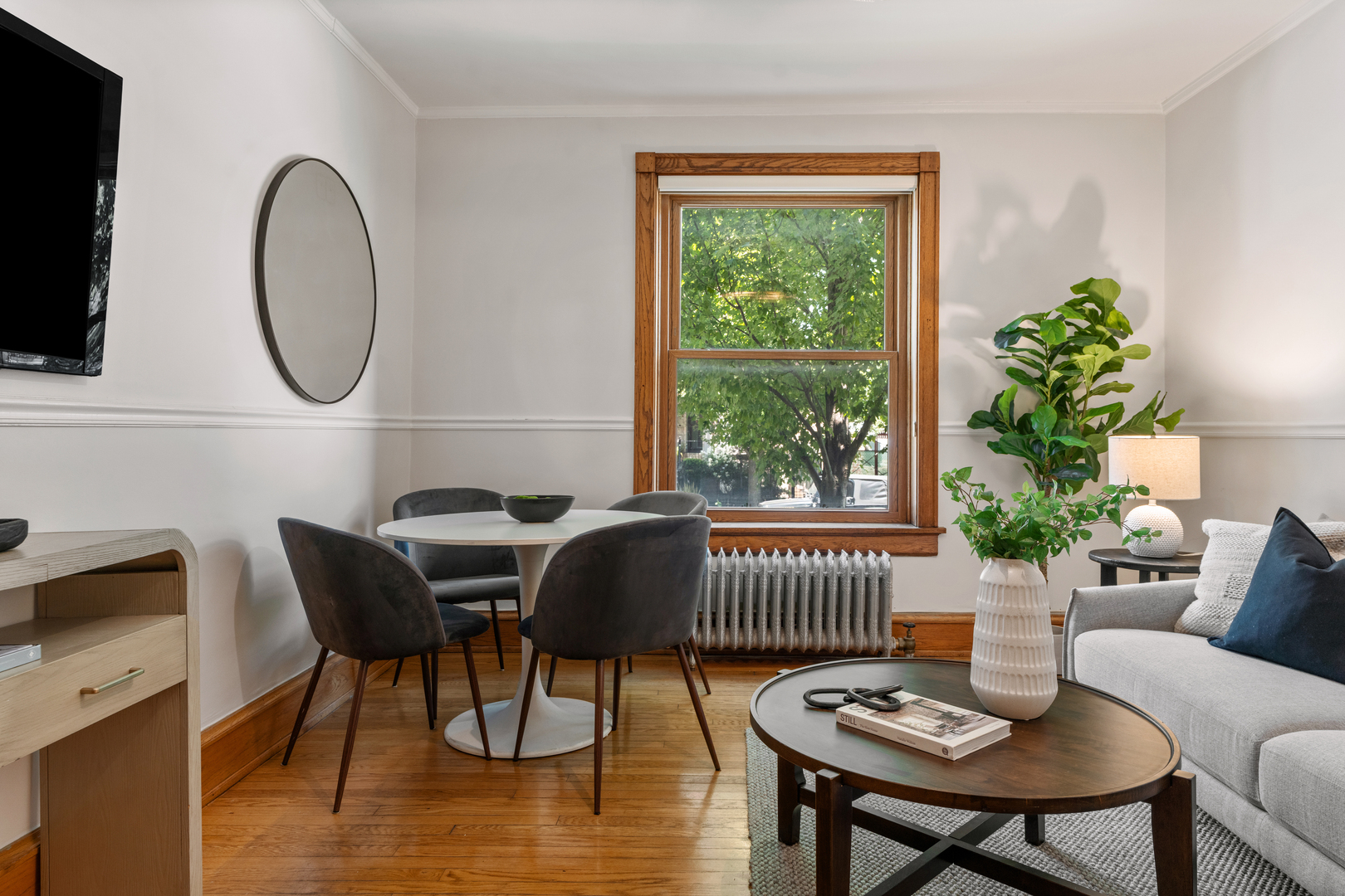 3764 N Magnolia Avenue Unit: 1