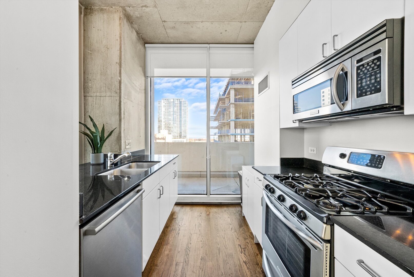 1720 S Michigan Avenue Unit: 801