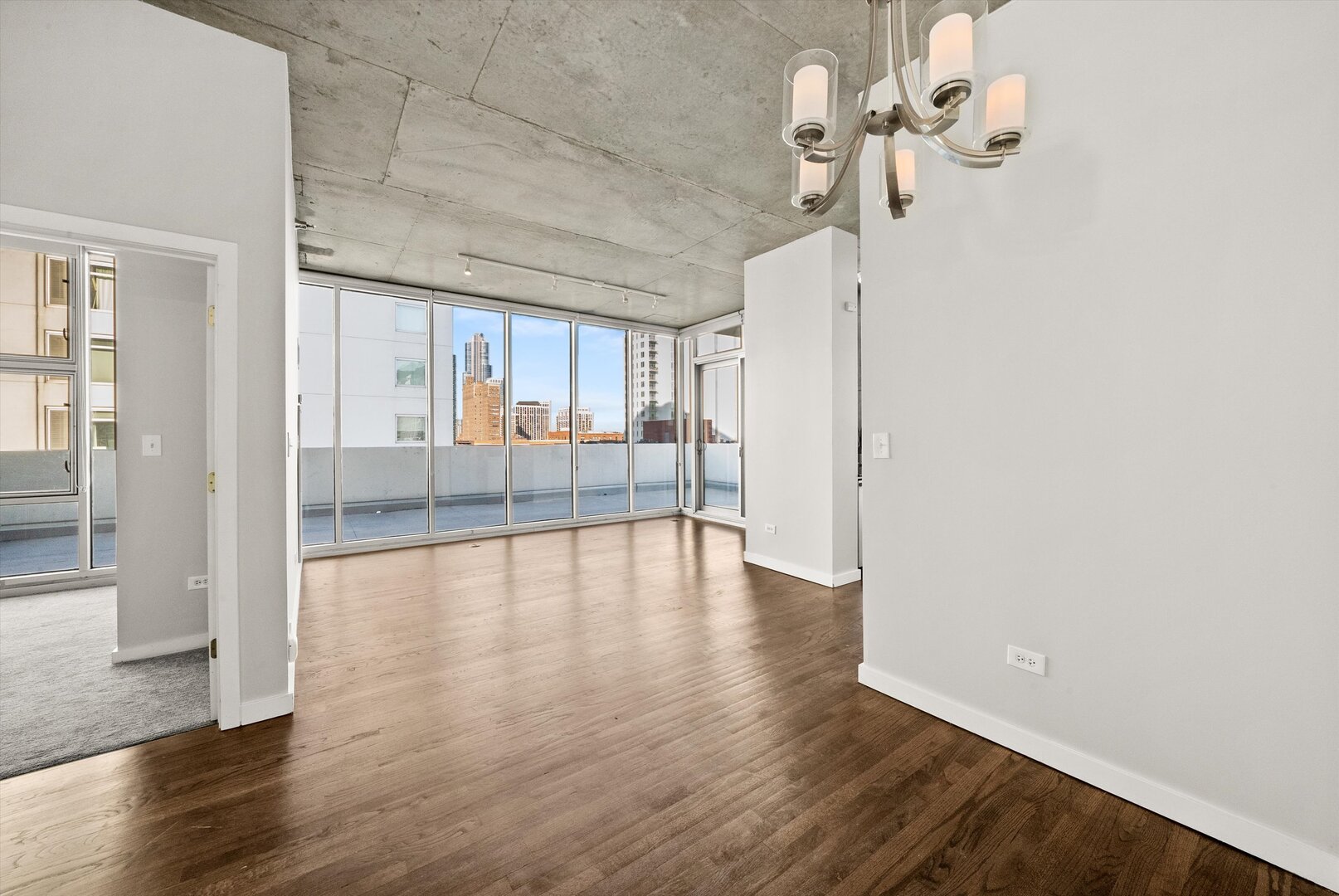 1720 S Michigan Avenue Unit: 801