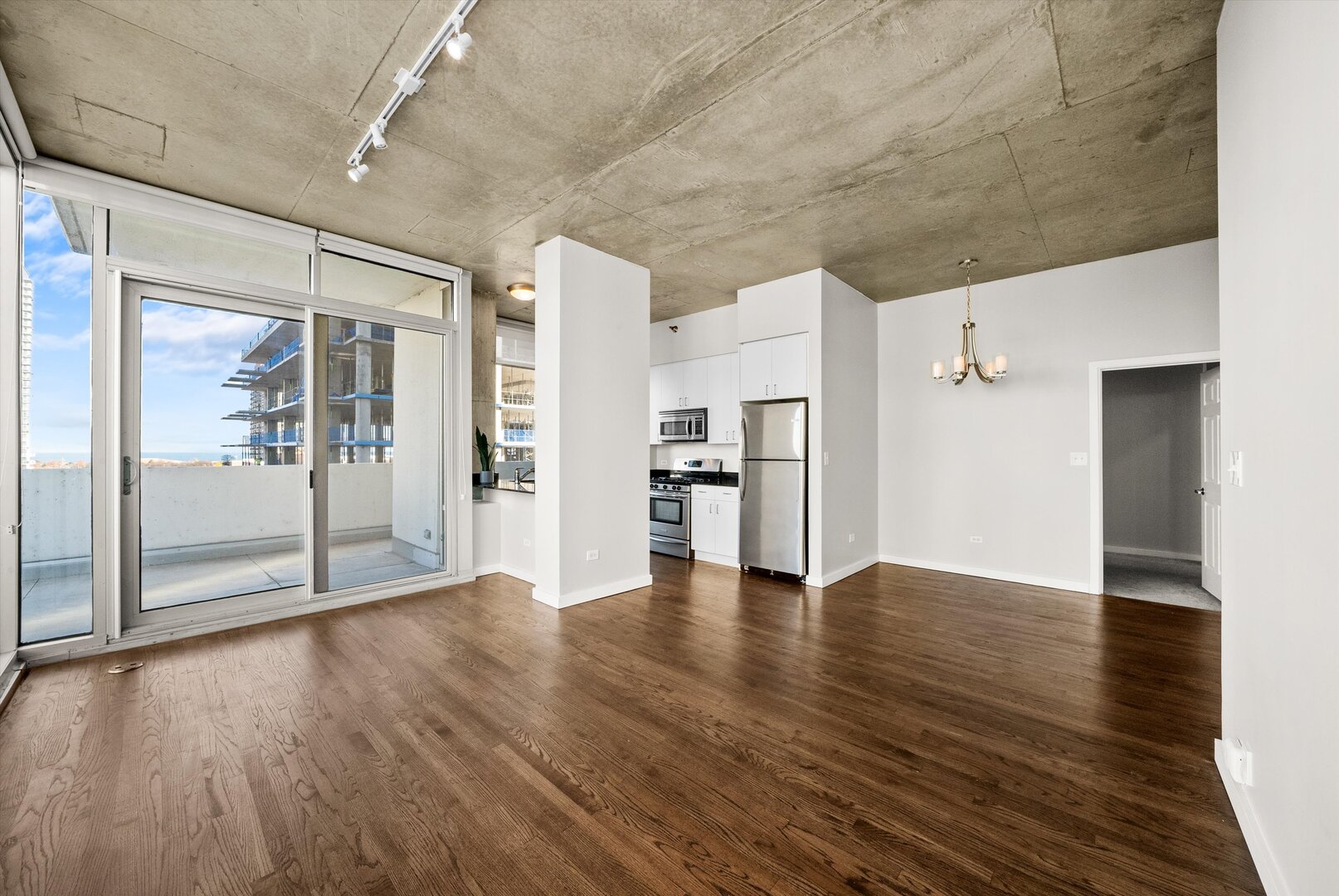 1720 S Michigan Avenue Unit: 801