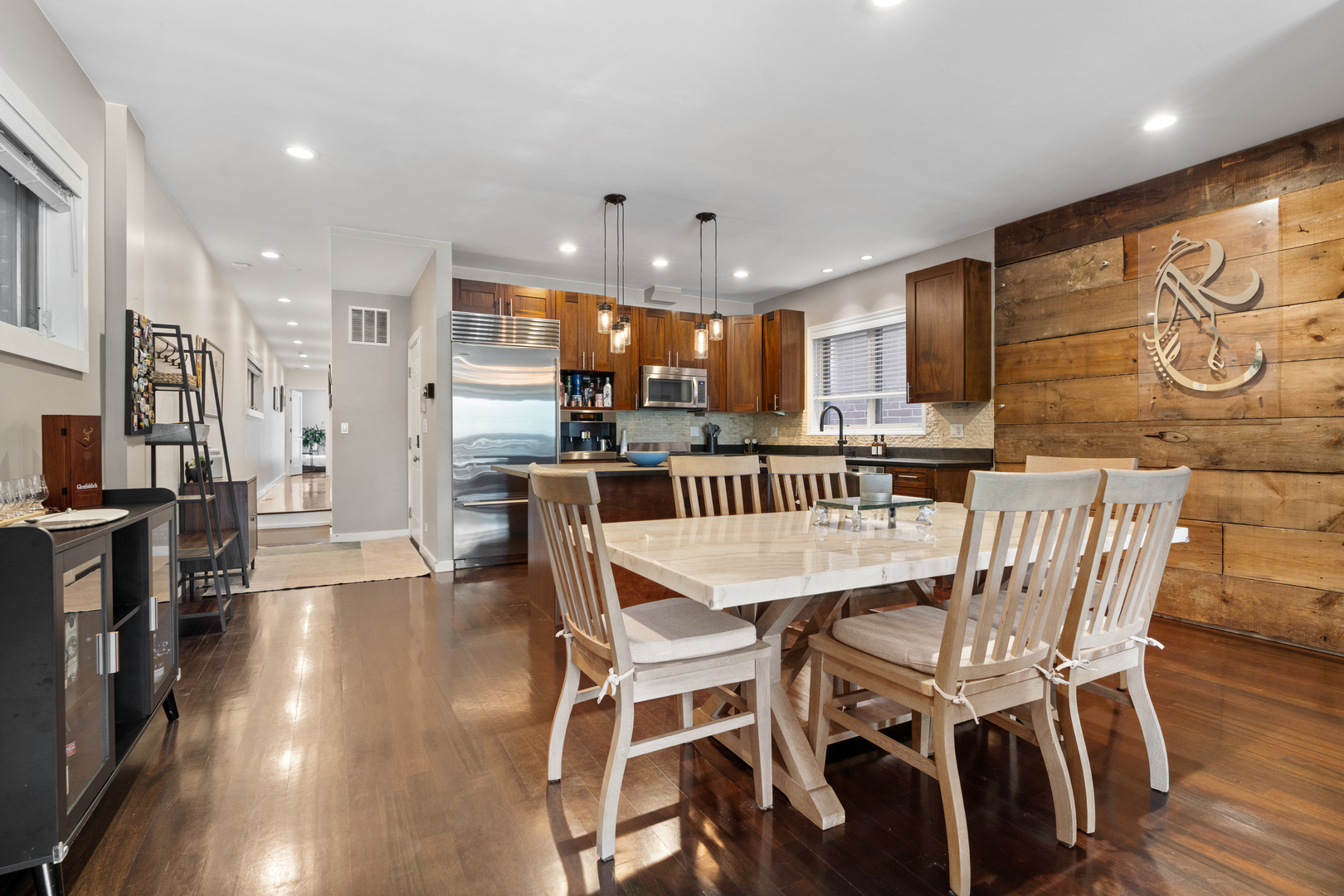 1461 W Grand Avenue Unit: 1