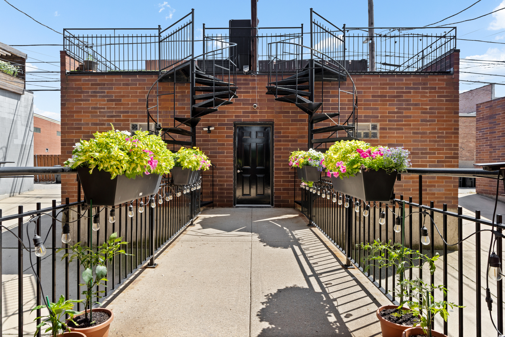 1461 W Grand Avenue Unit: 1