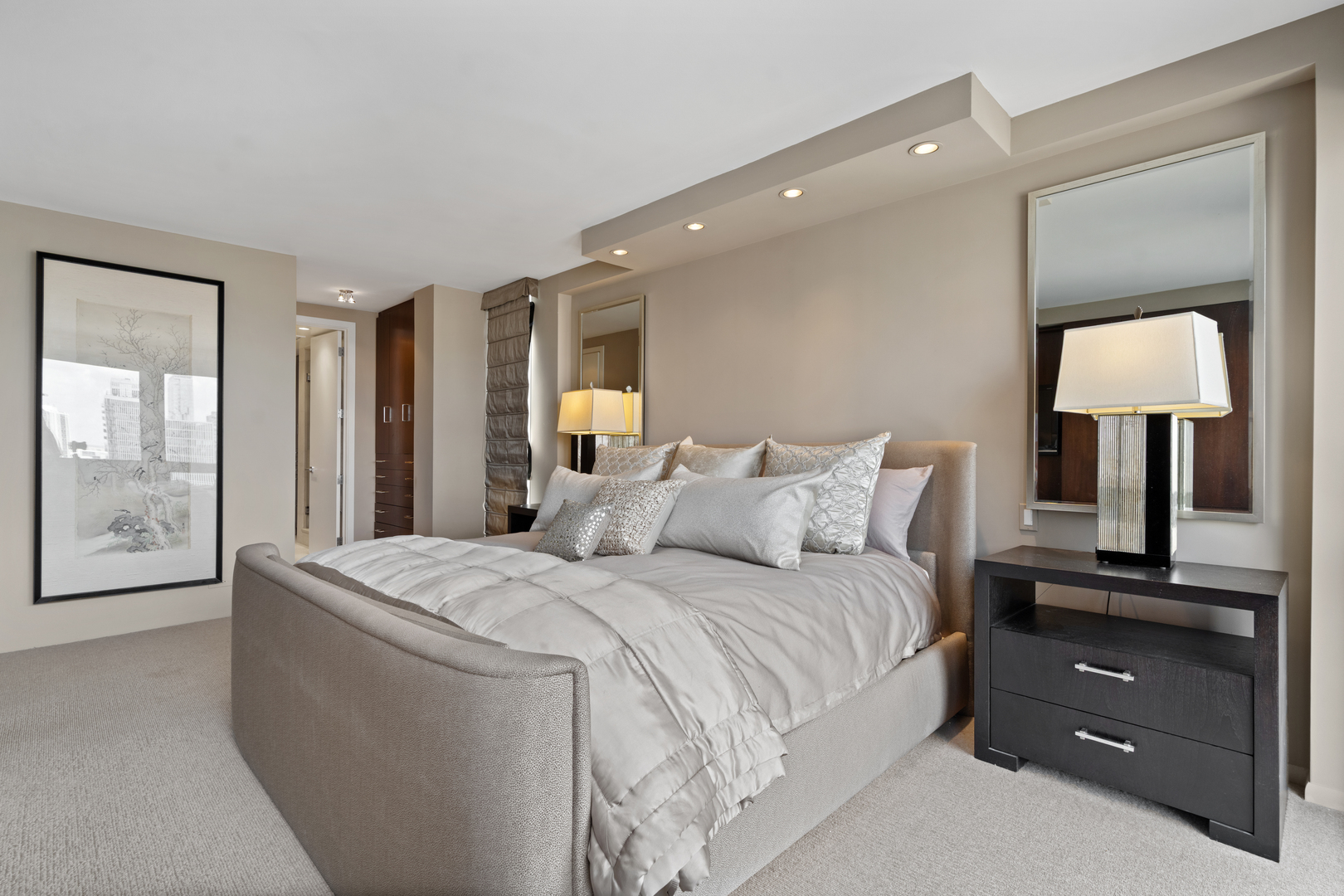 1240 N Lake Shore Drive Unit: 22A