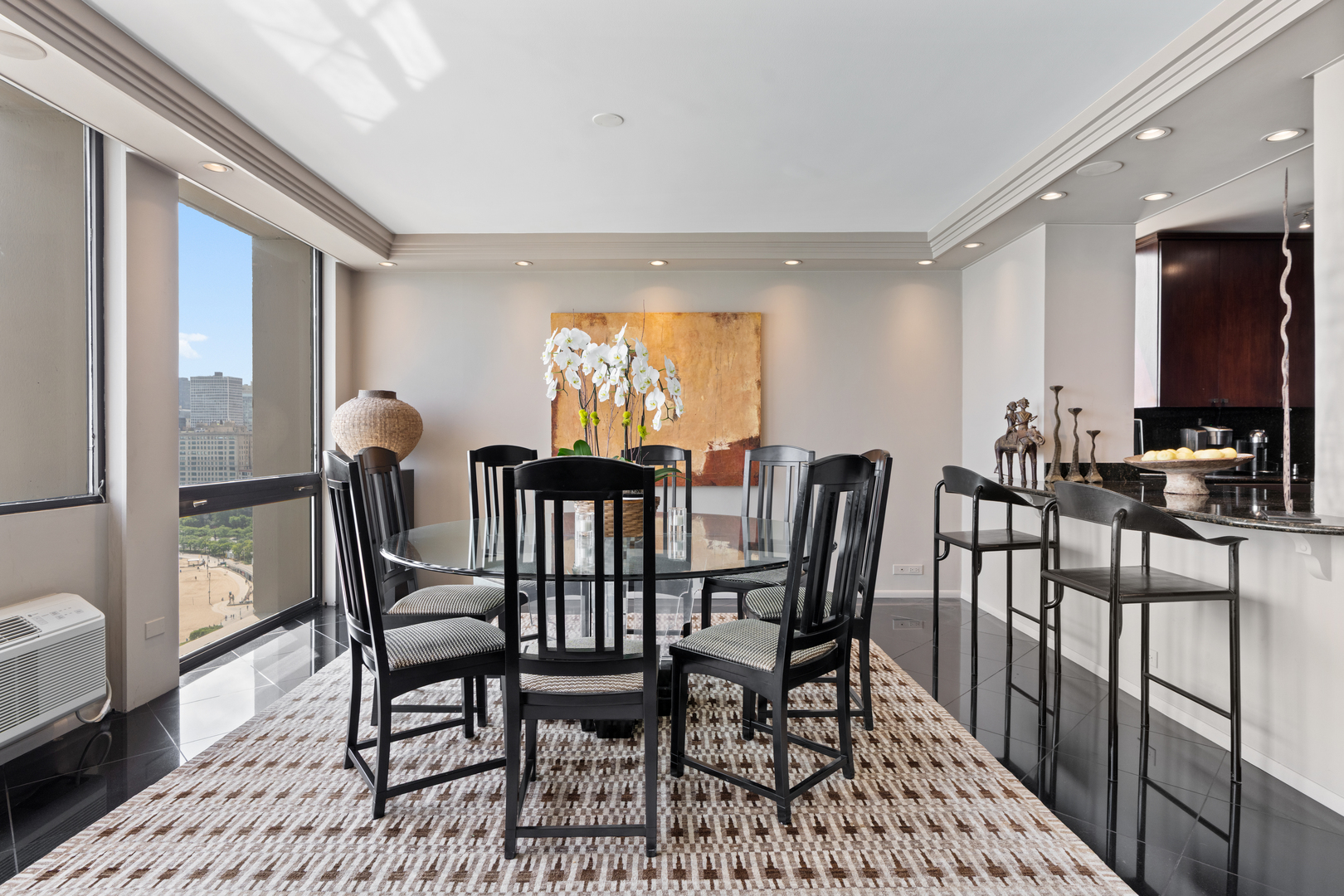 1240 N Lake Shore Drive Unit: 22A