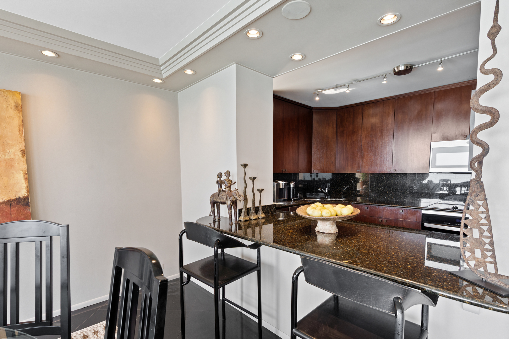 1240 N Lake Shore Drive Unit: 22A