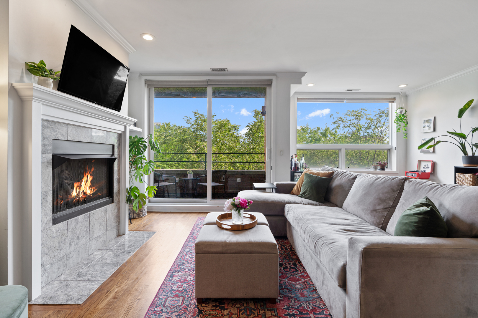934 W Cuyler Avenue Unit: 3D