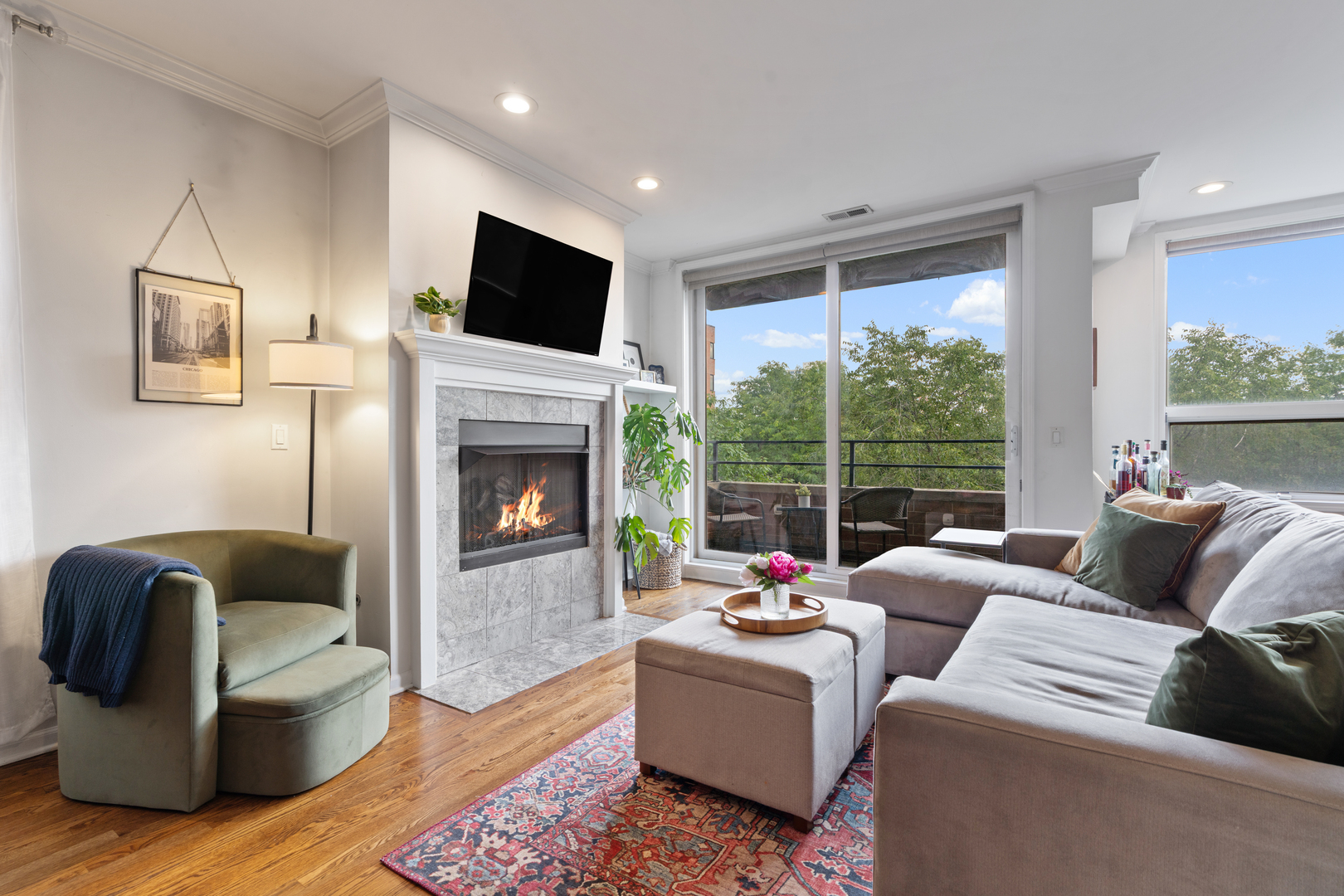 934 W Cuyler Avenue Unit: 3D