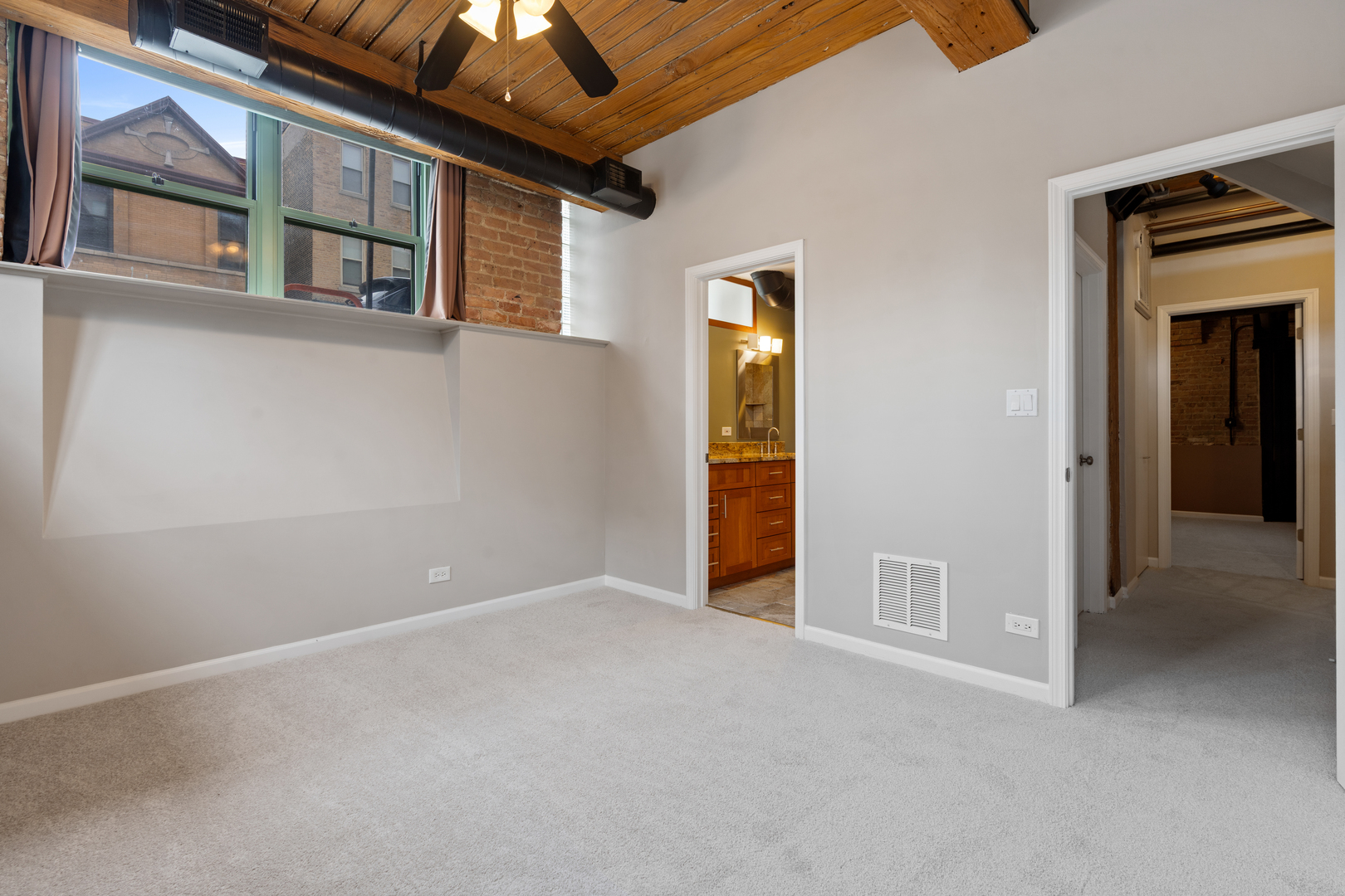 1701 N Damen Avenue Unit: 101
