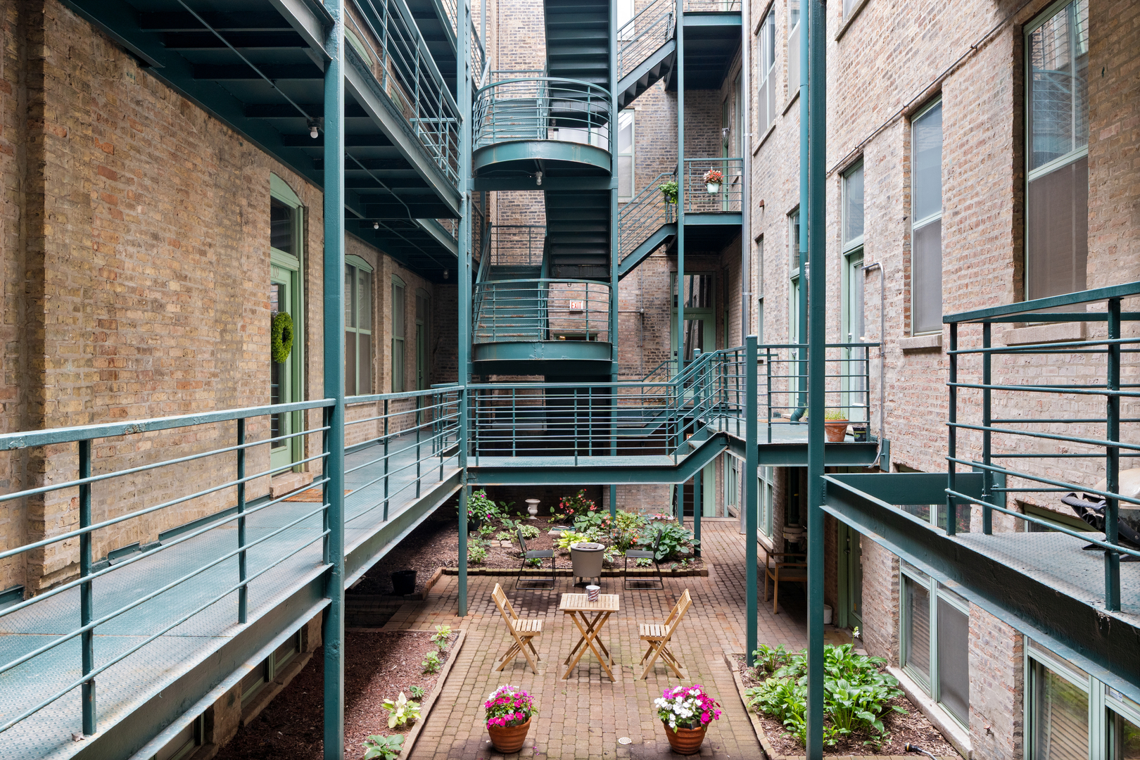 1701 N Damen Avenue Unit: 101