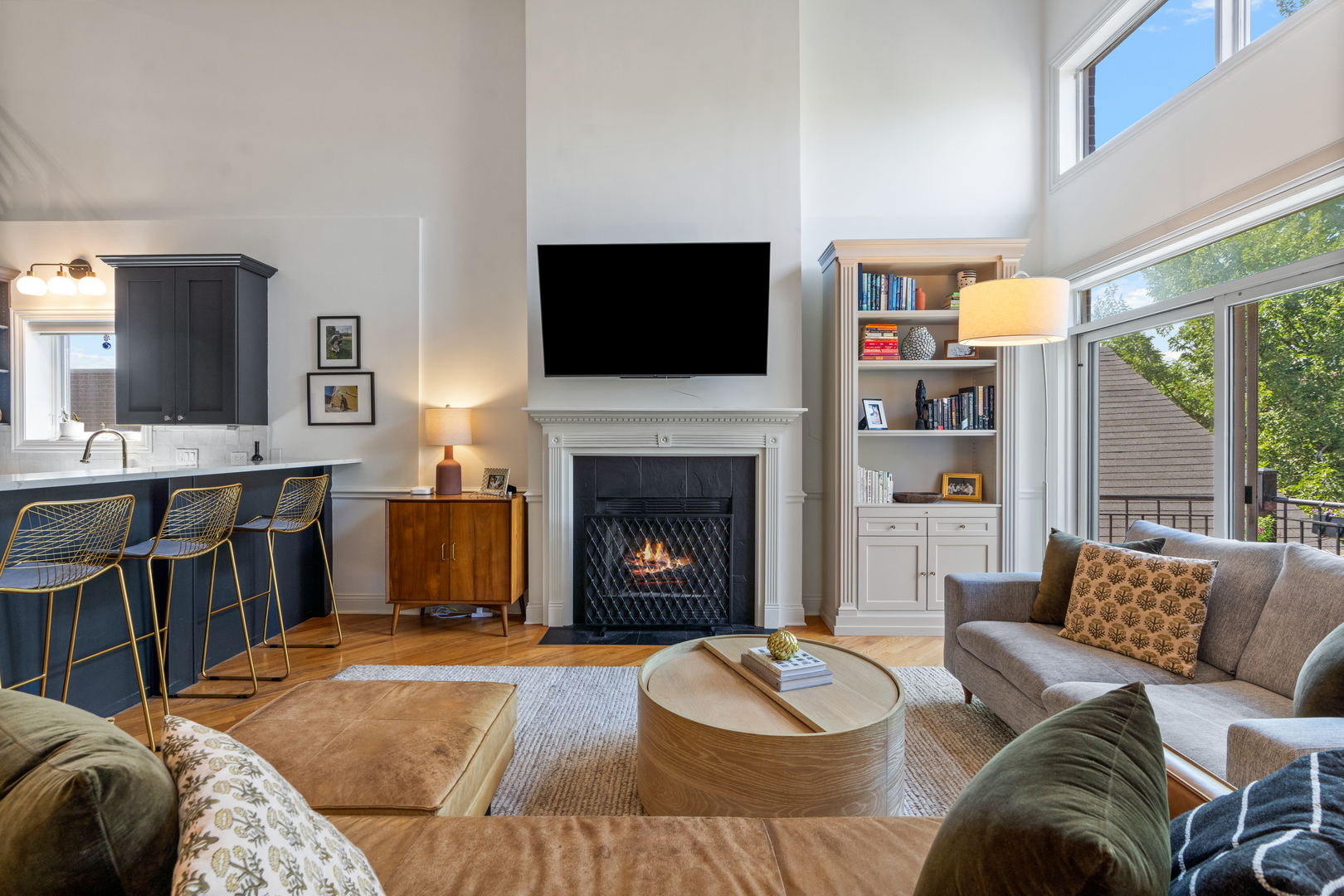 1947 W Erie Street Unit: 3