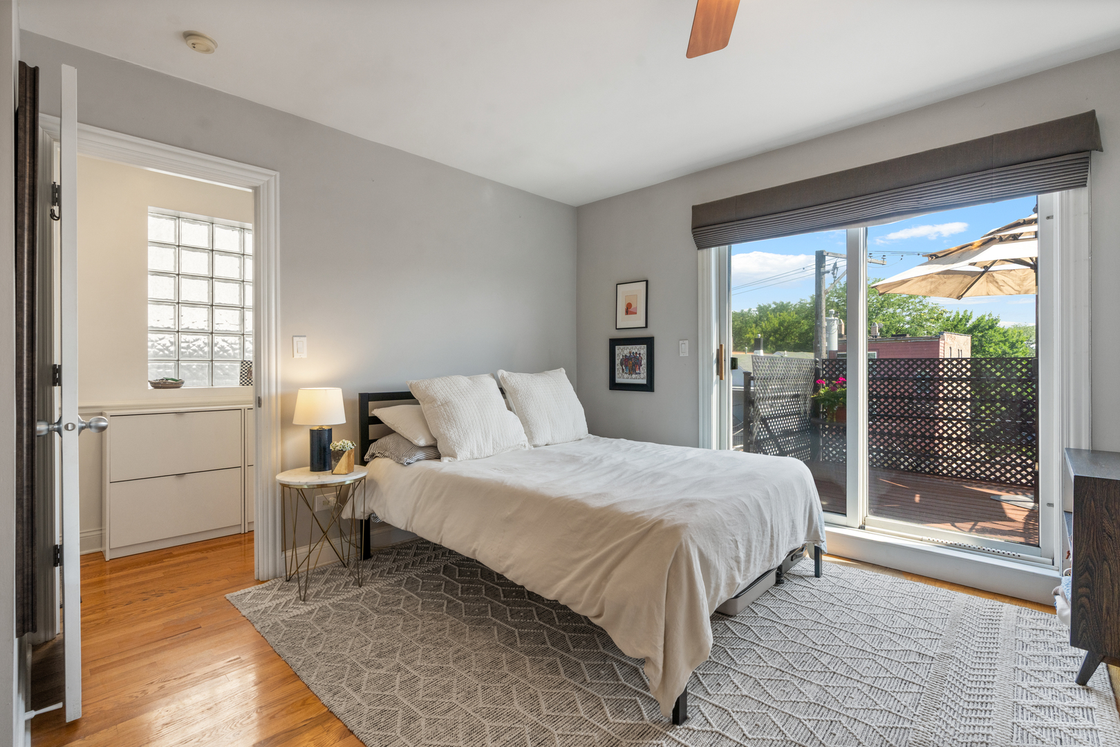 1947 W Erie Street Unit: 3