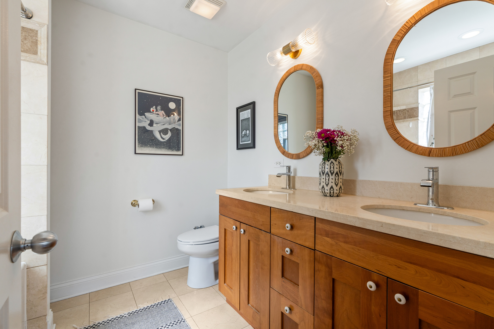 1947 W Erie Street Unit: 3