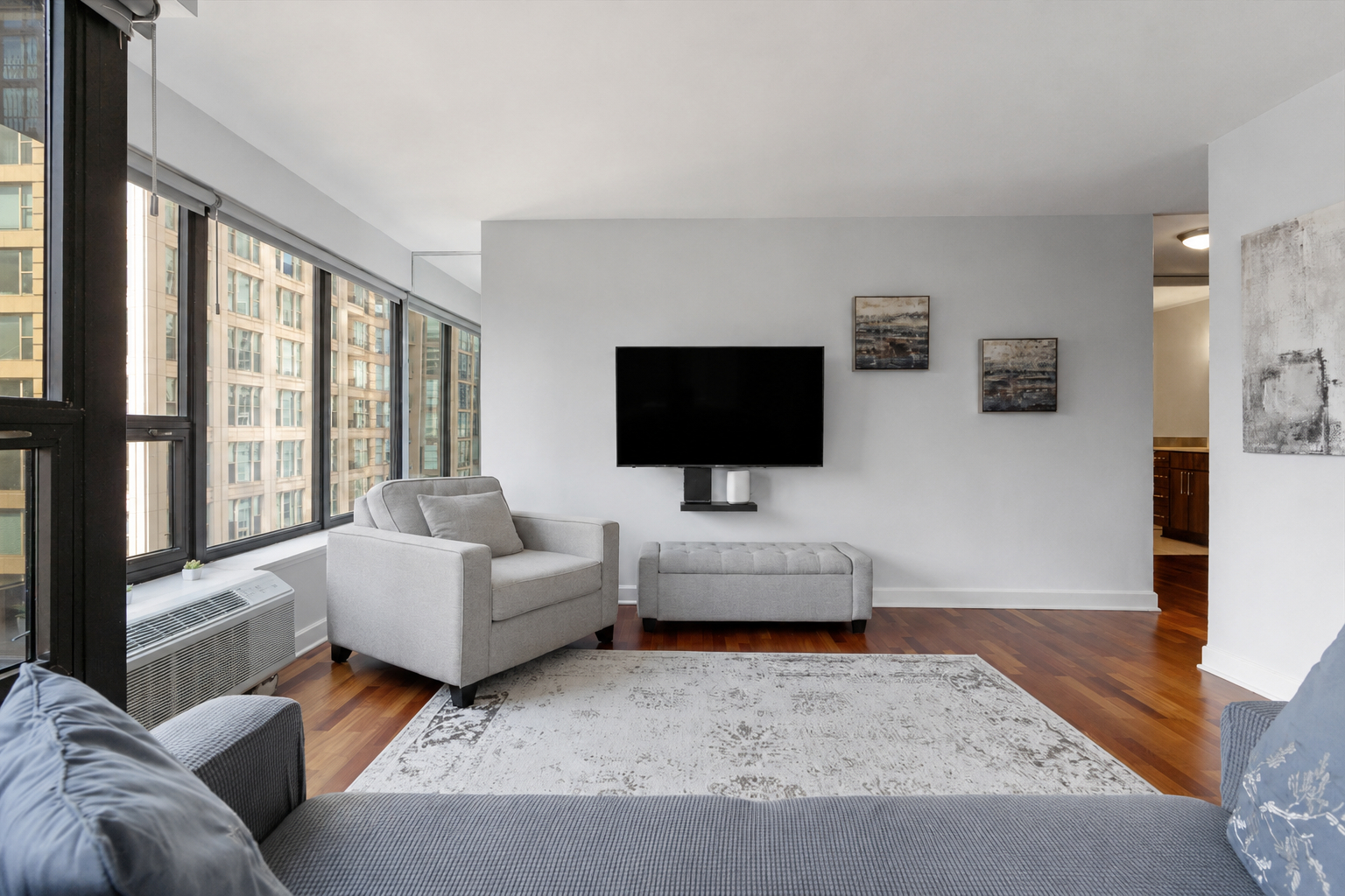 30 E Huron Street Unit: 2304