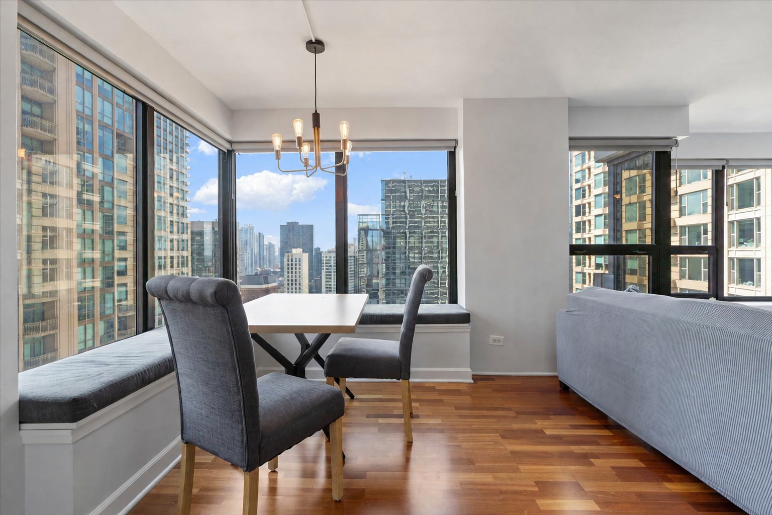 30 E Huron Street Unit: 2304