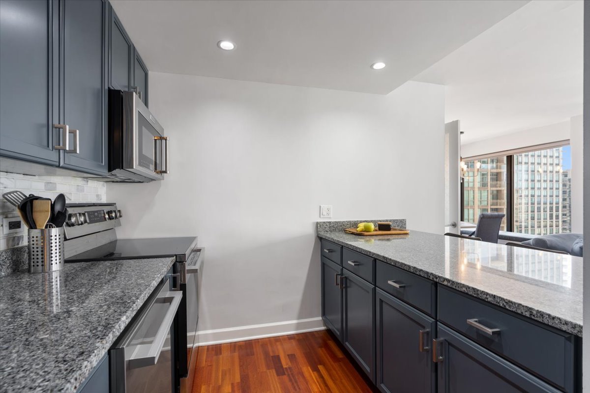 30 E Huron Street Unit: 2304