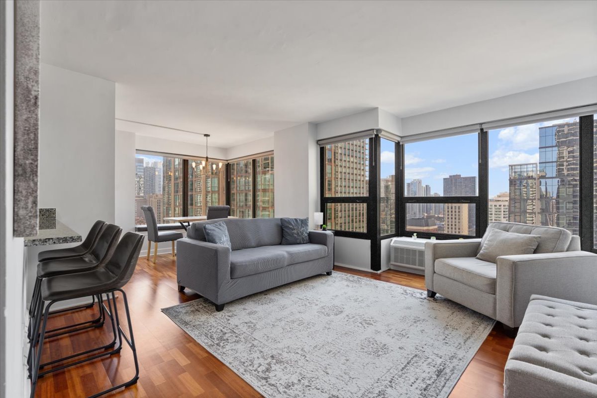 30 E Huron Street Unit: 2304