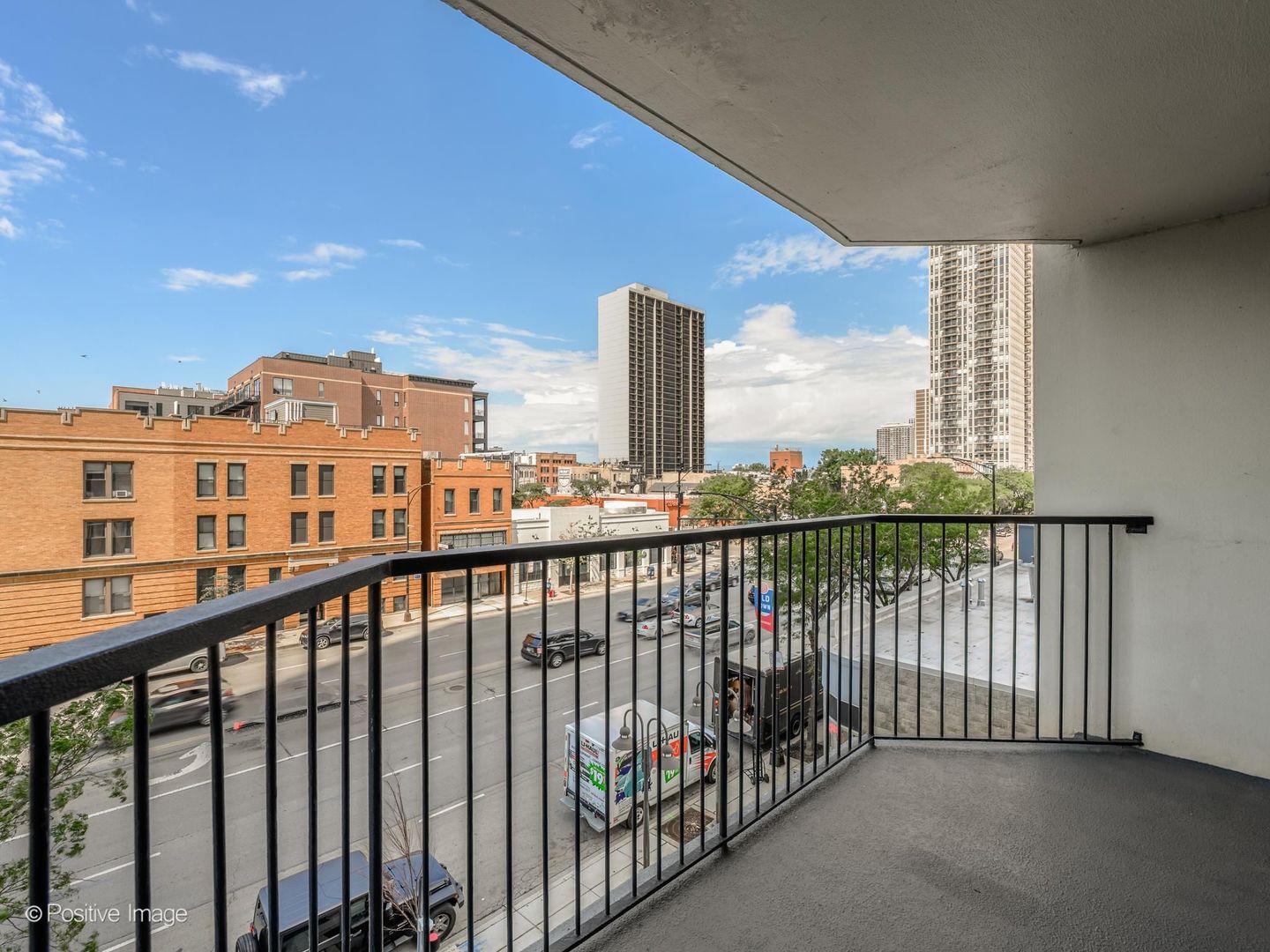 1560 N Sandburg Terrace Unit: 415J