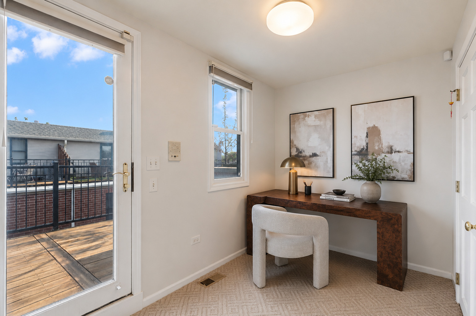 4048 N CLARK Street Unit: D