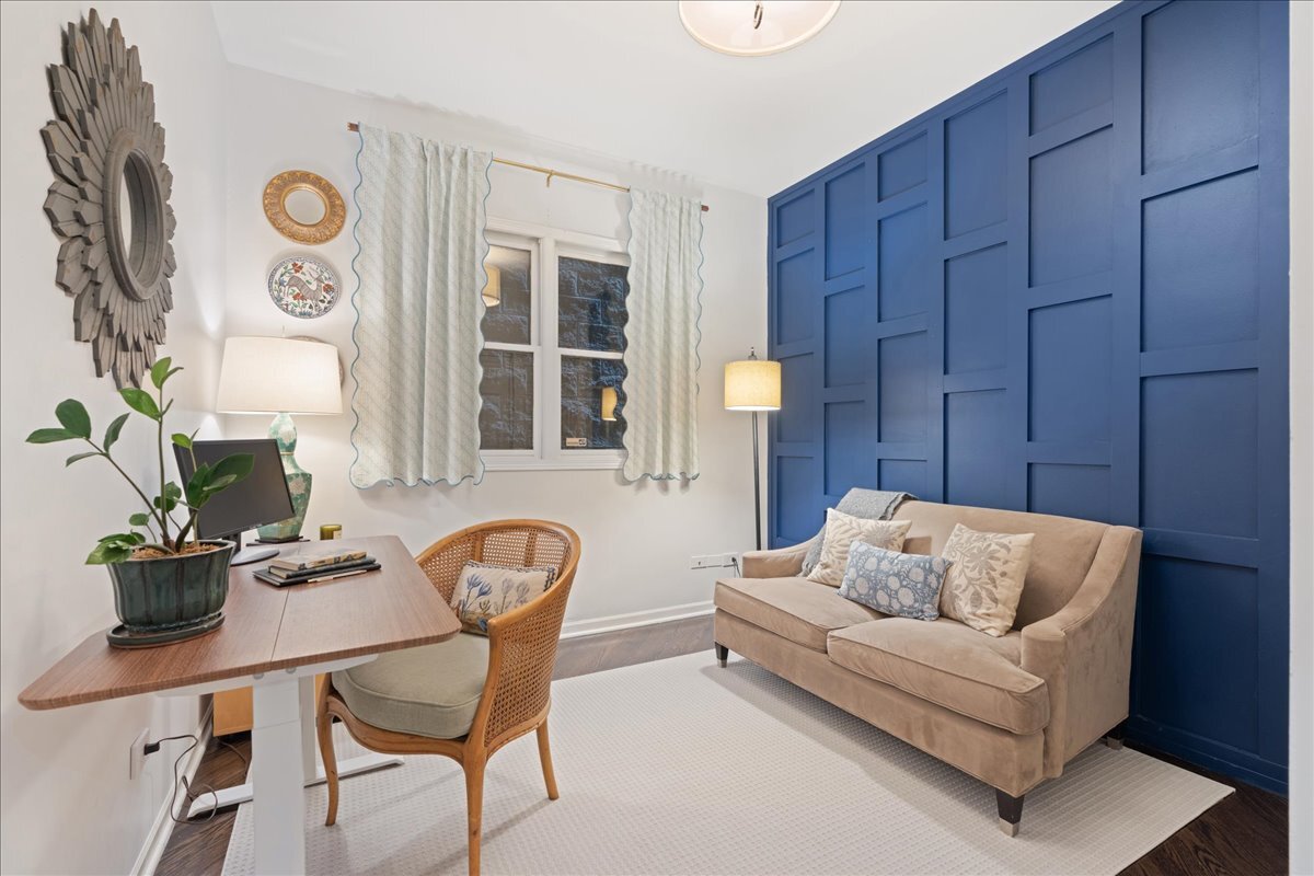 859 W Wrightwood Avenue Unit: 1