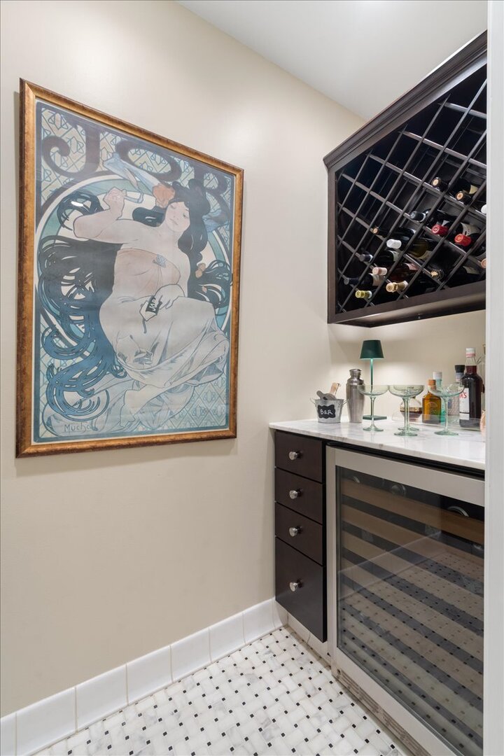 859 W Wrightwood Avenue Unit: 1
