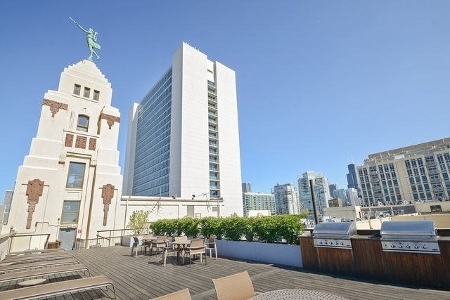 758 N Larrabee Street Unit: 319