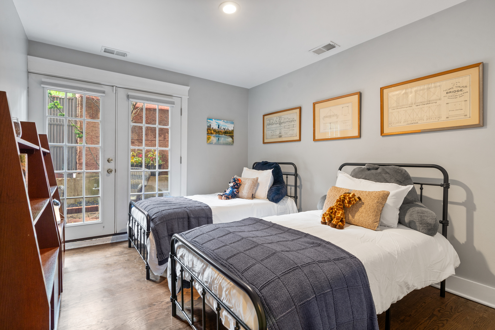 339 W Webster Avenue Unit: 1A