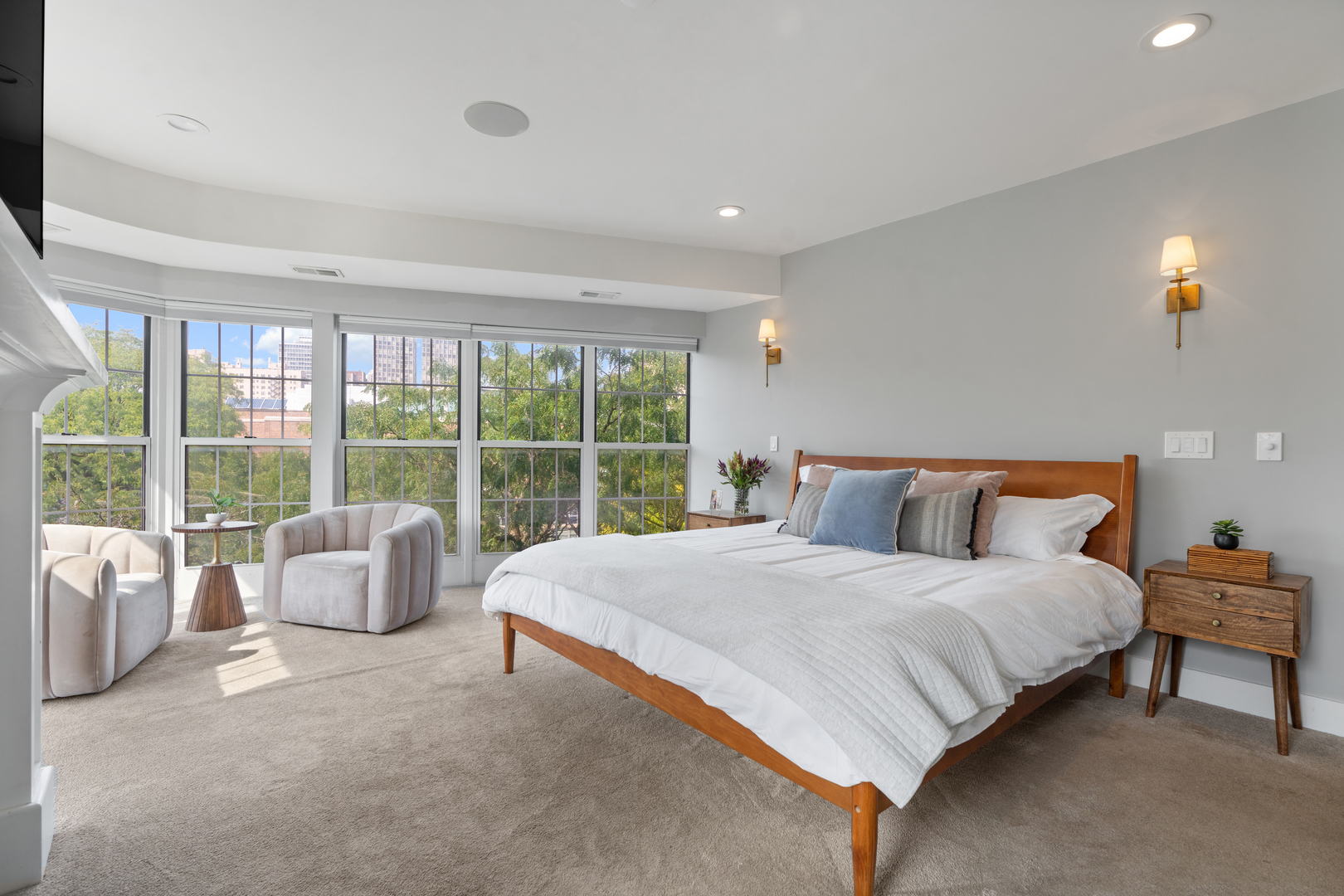 339 W Webster Avenue Unit: 1A