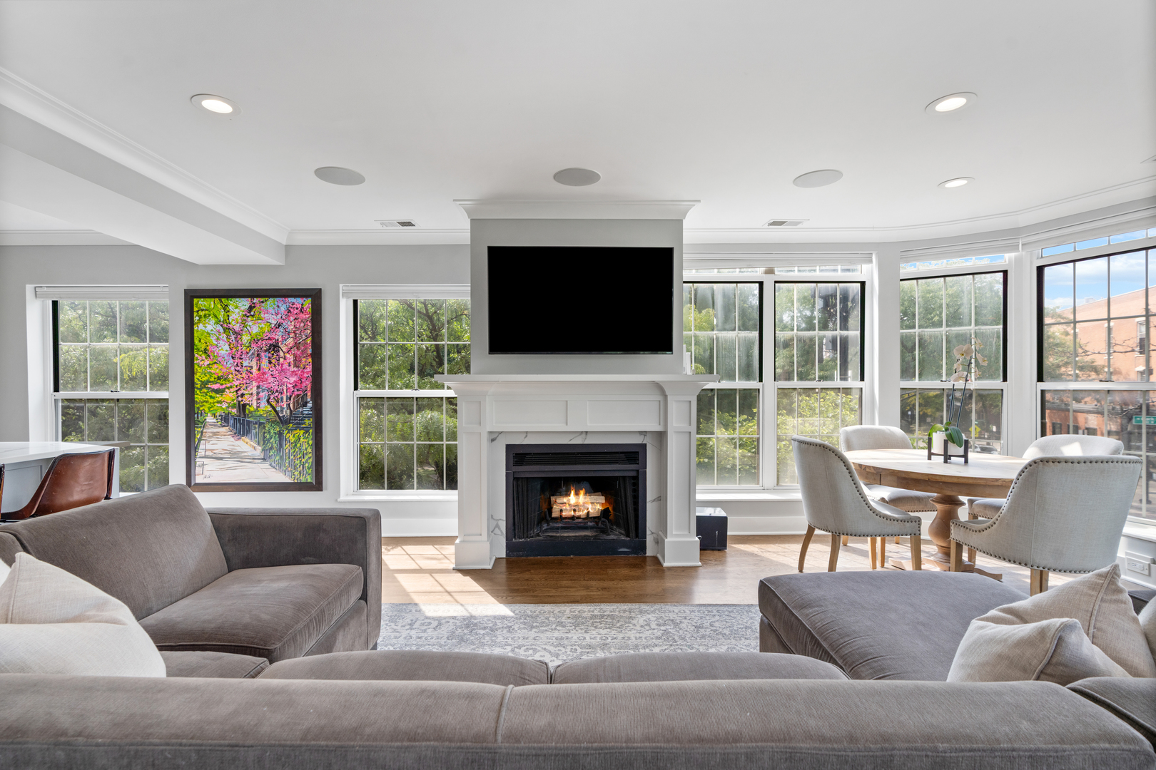 339 W Webster Avenue Unit: 1A