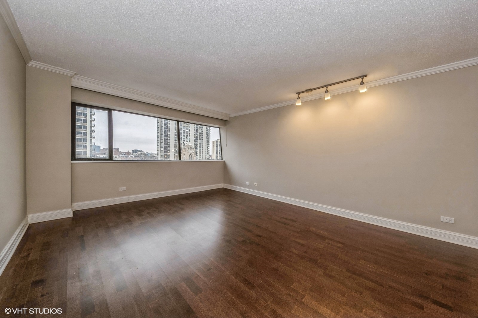 1415 N Dearborn Street Unit: 9A