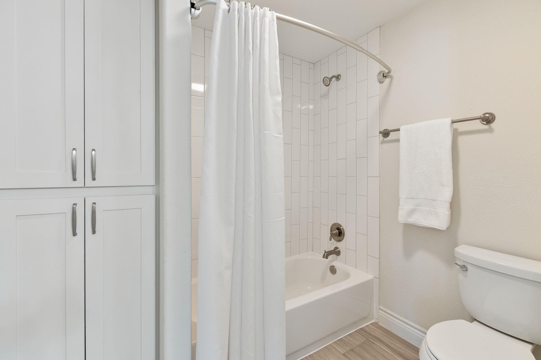 1440 Deerfield RD, Dripping Springs